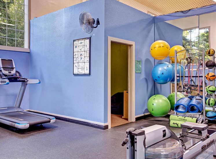 Fitness Center | Apartments In Mukilteo WA | On The Green